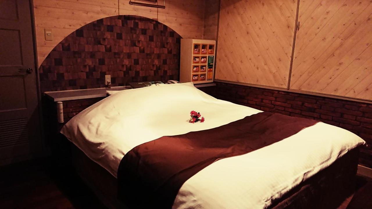 Aloha Inn Aine (Adults Only) Фукучияма Екстериор снимка